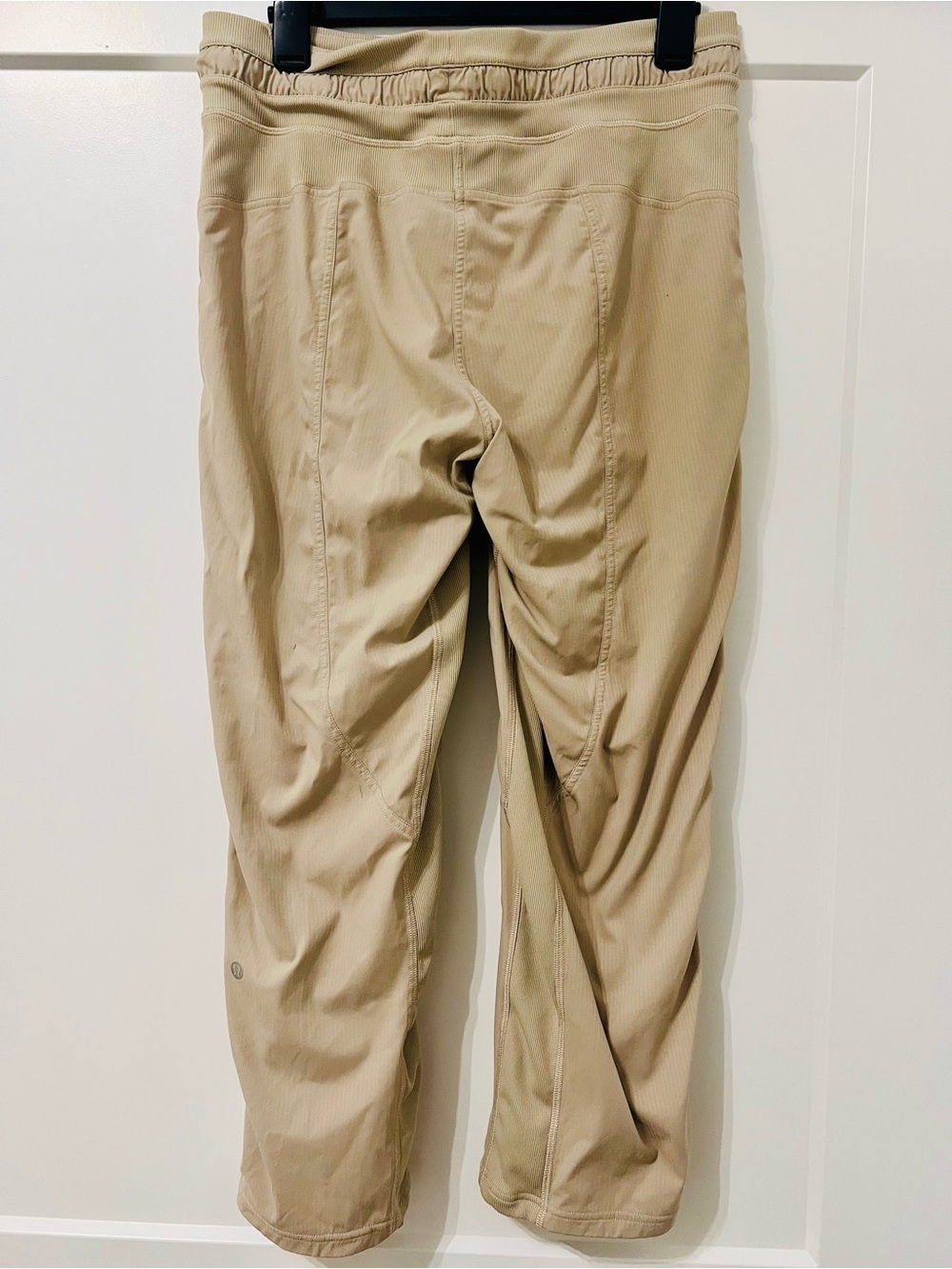 Lululemon Dance Studio Jogger Pants Womens 8 Taupe Mid Rise Stretch Pockets - Picture 6 of 9